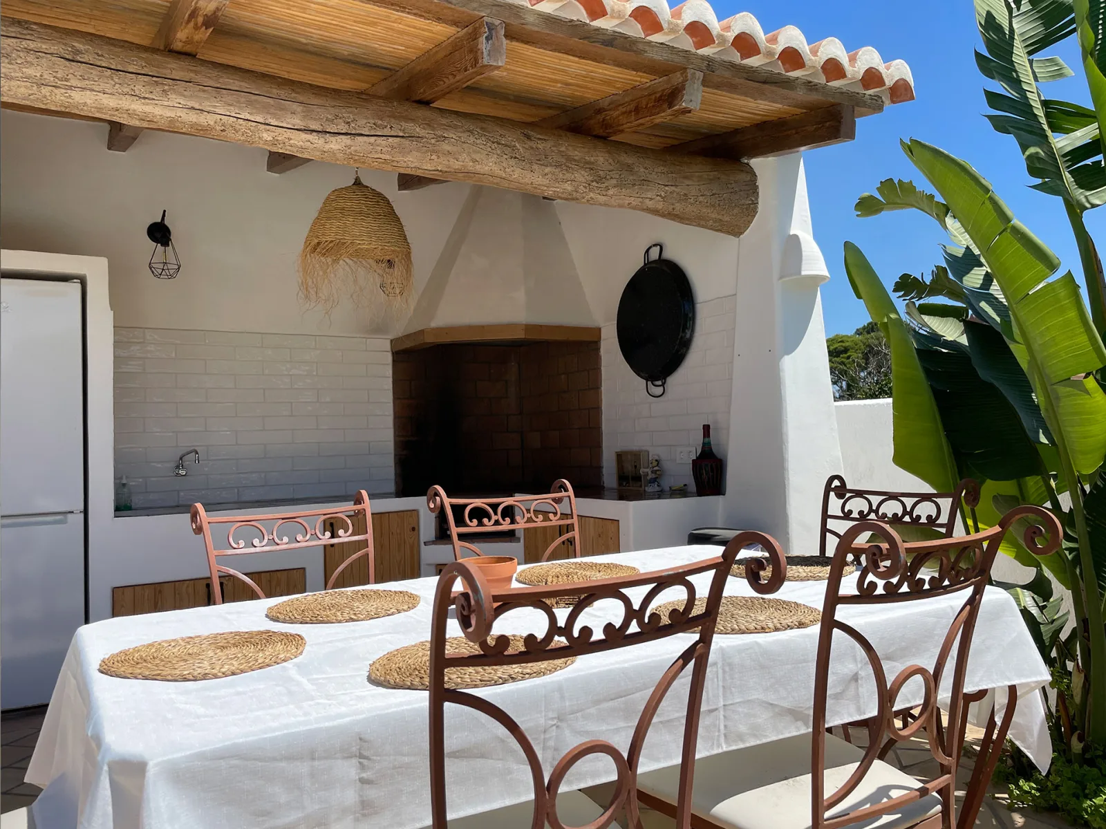 Barbacoa rústica exterior · Tarraula